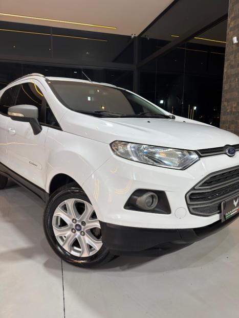 FORD Ecosport 2.0 16V 4P FLEX TITANIUM POWERSHIFT AUTOM�TICO, Foto 3