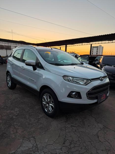 FORD Ecosport 2.0 16V 4P FLEX TITANIUM AUTOM�TICO, Foto 3