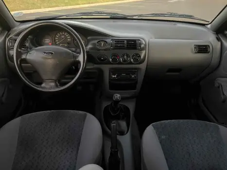 FORD Escort 1.6 16V GL, Foto 3 FORD Escort 1.6 16V GL, Foto 3