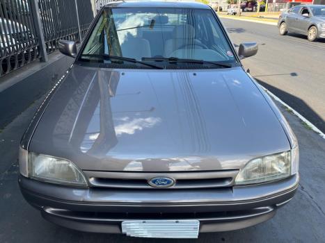 FORD Escort 1.6 GL, Foto 8