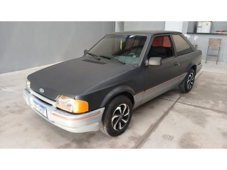 FORD Escort 1.6 L, Foto 2