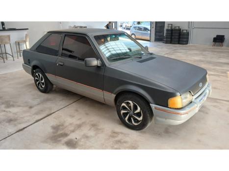 FORD Escort 1.6 L, Foto 3