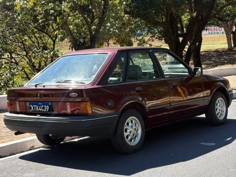 FORD Escort 1.8 4P GUARUJ�, Foto 6