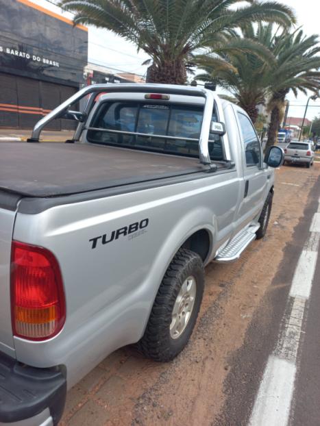 FORD F-250 3.9 4P XL CABINE SIMPLES DIESEL, Foto 4