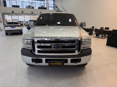 FORD F-250 3.9 XLT 4X4 CABINE SIMPLES DIESEL, Foto 3