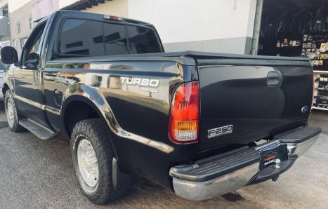 FORD F-250 3.9 XLT CABINE SIMPLES DIESEL, Foto 4