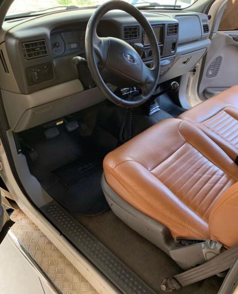 FORD F-250 3.9 XLT SUPER DUTY CABINE SIMPLES DIESEL, Foto 3
