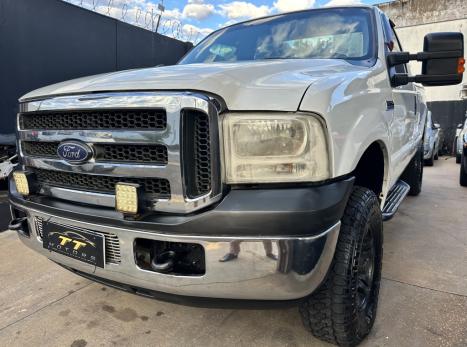 FORD F-250 3.9 XLT SUPER DUTY CABINE SIMPLES DIESEL, Foto 2