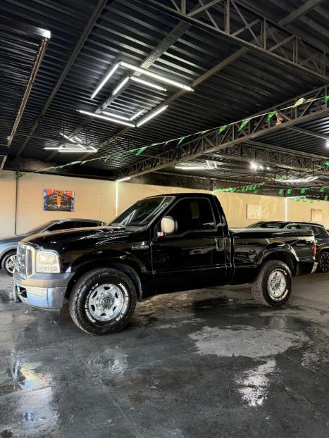 FORD F-250 4.2 V6 L S SUPER DUTY CABINE SIMPLES, Foto 2