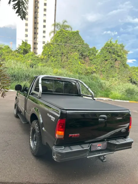 FORD F-250 4.2 V6 XL CABINE SIMPLES, Foto 6