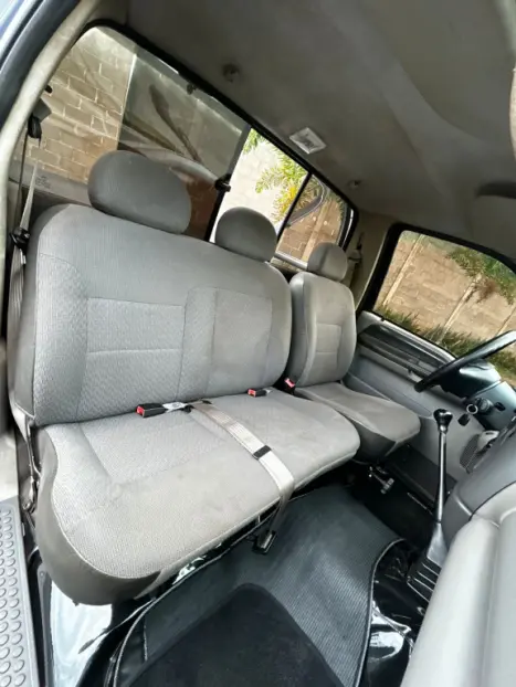 FORD F-250 4.2 V6 XL CABINE SIMPLES, Foto 14