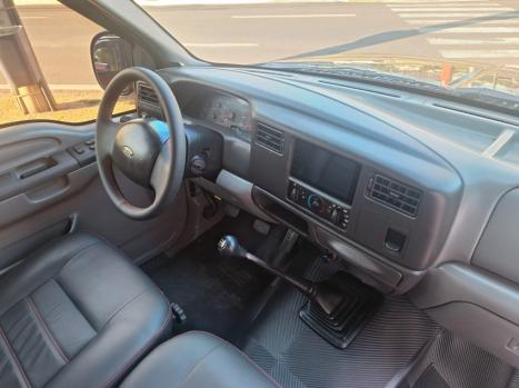 FORD F-250 4.2 XL CABINE SIMPLES, Foto 2