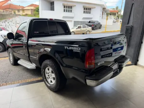 FORD F-250 4.2 XLT TURBO INTERCOOLER CABINE SIMPLES, Foto 6