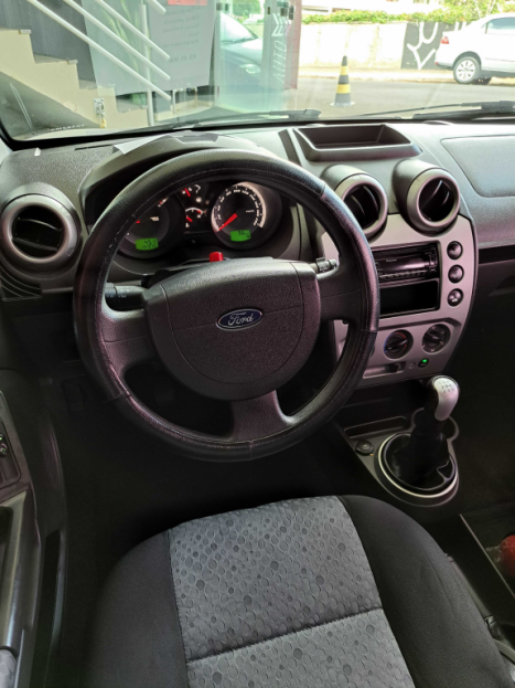 FORD Fiesta Hatch 1.6 4P SE FLEX, Foto 7