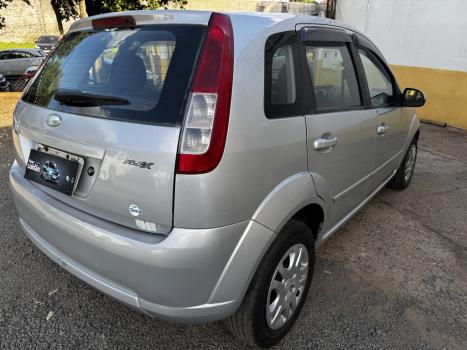 FORD Fiesta Hatch 1.0 4P FLEX, Foto 4