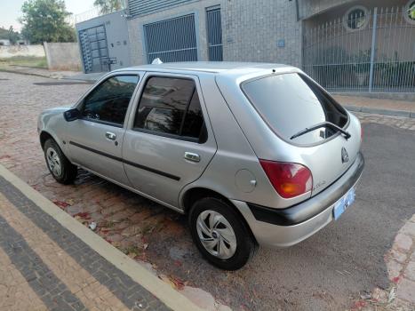 FORD Fiesta Hatch 1.0 4P, Foto 4 FORD Fiesta Hatch 1.0 4P, Foto 4