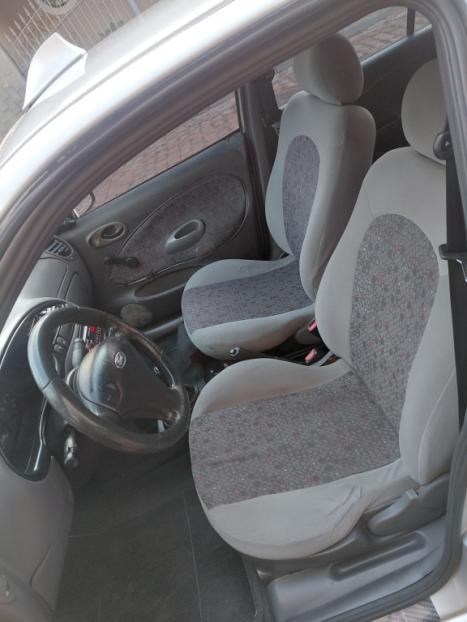 FORD Fiesta Hatch 1.0 4P, Foto 8 FORD Fiesta Hatch 1.0 4P, Foto 8