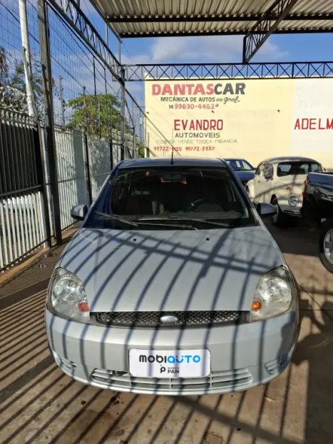 FORD Fiesta Hatch 1.6 4P FLEX, Foto 2