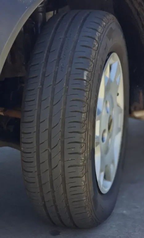 FORD Fiesta Hatch 1.0 GL , Foto 12