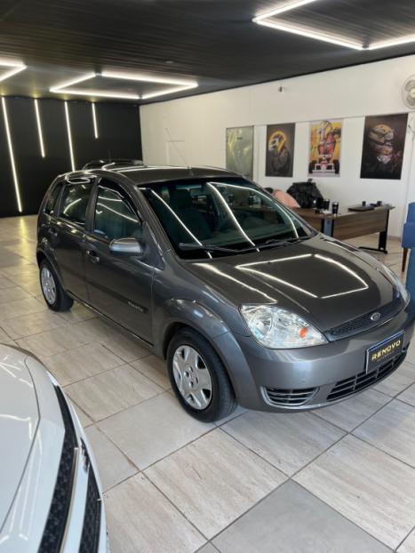 FORD Fiesta Hatch 1.0 4P SUPERCHARGER, Foto 3