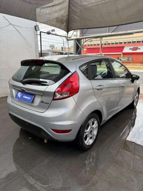 FORD Fiesta Hatch 1.6 16V 4P SE FLEX, Foto 5