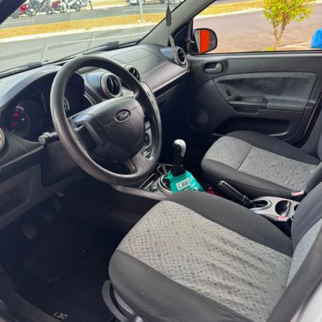 FORD Fiesta Hatch 1.0 4P FLEX, Foto 9