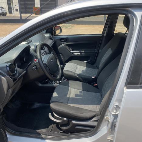 FORD Fiesta Hatch 1.0 4P FLEX, Foto 1