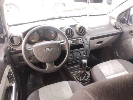 FORD Fiesta Hatch 1.0 4P FLEX, Foto 2