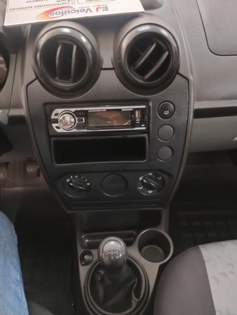 FORD Fiesta Hatch 1.0 4P FLEX, Foto 4