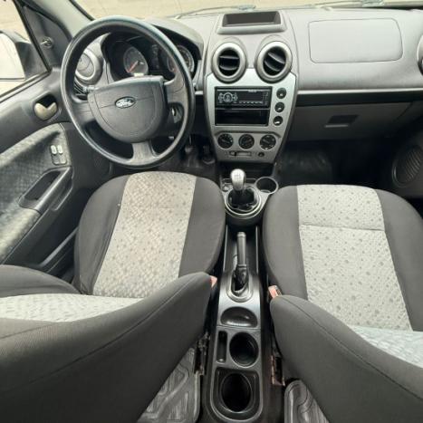 FORD Fiesta Hatch 1.6 4P CLASS FLEX, Foto 2