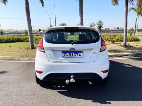FORD Fiesta Hatch 1.6 16V 4P TITANIUM FLEX, Foto 9 FORD Fiesta Hatch 1.6 16V 4P TITANIUM FLEX, Foto 9