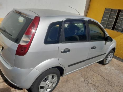 FORD Fiesta Hatch 1.0 4P, Foto 2
