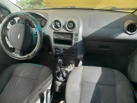 FORD Fiesta Hatch 1.0 4P, Foto 3