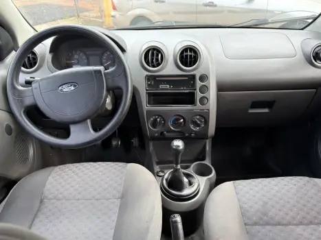 FORD Fiesta Hatch 1.0 4P, Foto 6