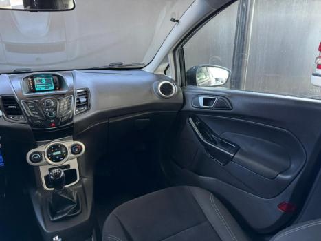 FORD Fiesta Hatch 1.6 4P SE PLUS FLEX, Foto 14