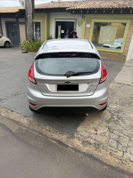 FORD Fiesta Hatch 1.5 16V 4P S FLEX, Foto 4