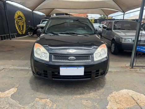 FORD Fiesta Hatch 1.6, Foto 6 FORD Fiesta Hatch 1.6, Foto 6