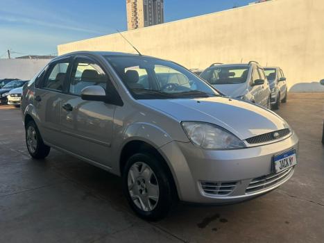 FORD Fiesta Hatch 1.6 4P, Foto 3
