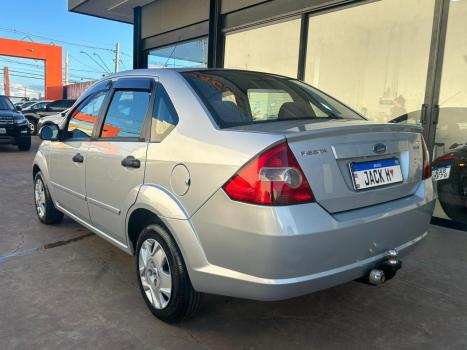 FORD Fiesta Hatch 1.6 4P, Foto 7