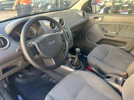 FORD Fiesta Hatch 1.6 4P, Foto 13