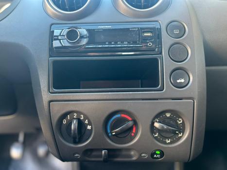 FORD Fiesta Hatch 1.6 4P, Foto 15