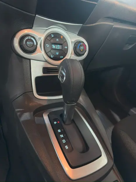 FORD Fiesta Hatch 1.6 16V 4P SE FLEX AUTOM�TICO, Foto 13