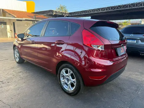 FORD Fiesta Hatch 1.6 16V 4P SE FLEX, Foto 6