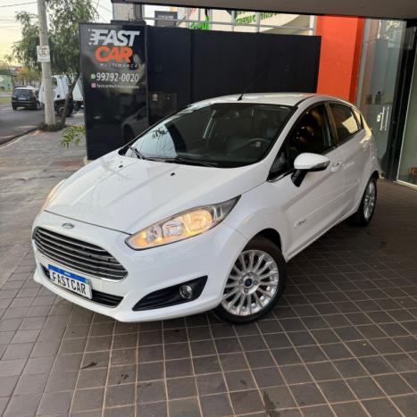 FORD Fiesta Hatch 1.6 16V 4P FLEX TITANIUM POWERSHIFT AUTOMTICO, Foto 2