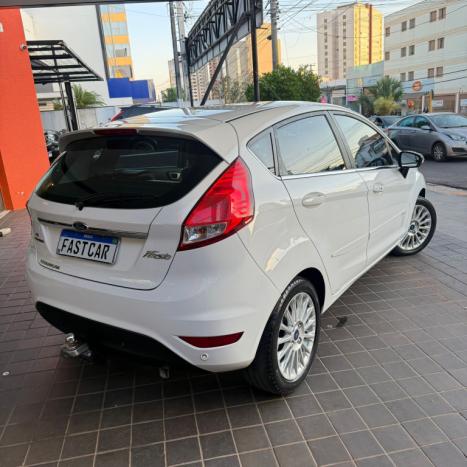 FORD Fiesta Hatch 1.6 16V 4P FLEX TITANIUM POWERSHIFT AUTOMTICO, Foto 5
