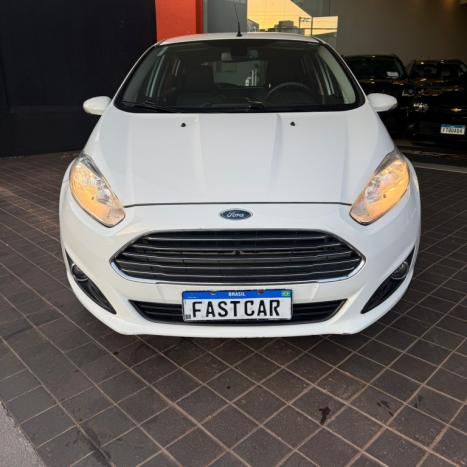 FORD Fiesta Hatch 1.6 16V 4P FLEX TITANIUM POWERSHIFT AUTOMTICO, Foto 7