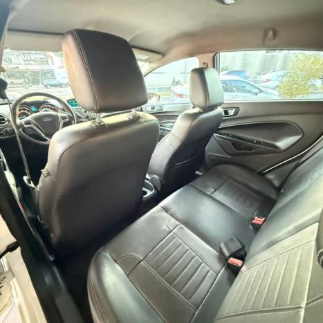 FORD Fiesta Hatch 1.6 16V 4P FLEX TITANIUM POWERSHIFT AUTOMTICO, Foto 10