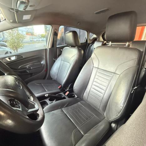FORD Fiesta Hatch 1.6 16V 4P FLEX TITANIUM POWERSHIFT AUTOMTICO, Foto 11