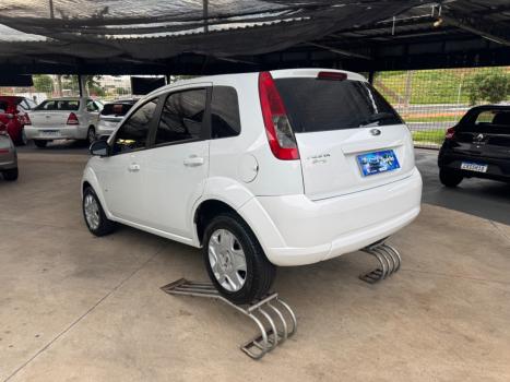 FORD Fiesta Hatch 1.6 4P SE FLEX, Foto 10