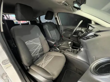 FORD Fiesta Hatch 1.5 16V 4P S FLEX, Foto 13